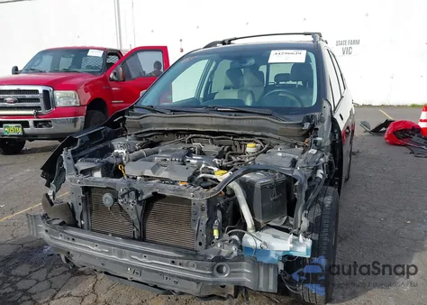 2015 Subaru Forester 2.5I Limited z USA, uszkodzony, nr VIN JF2SJAHC8FH832675